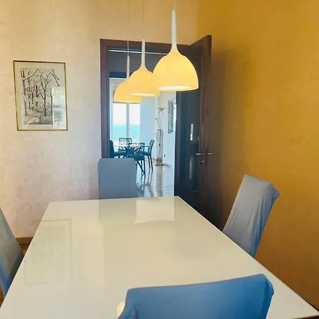 Brezza Di Mare * Imperia