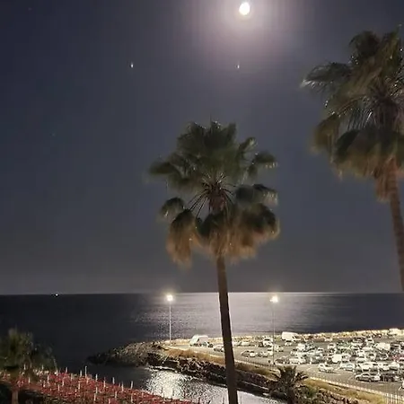 Brezza Di Mare アパート *