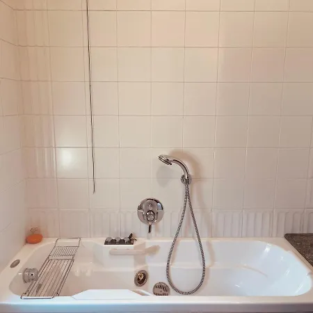 Brezza Di Mare インペリア