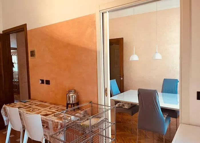 Brezza Di Mare * إمبيريا